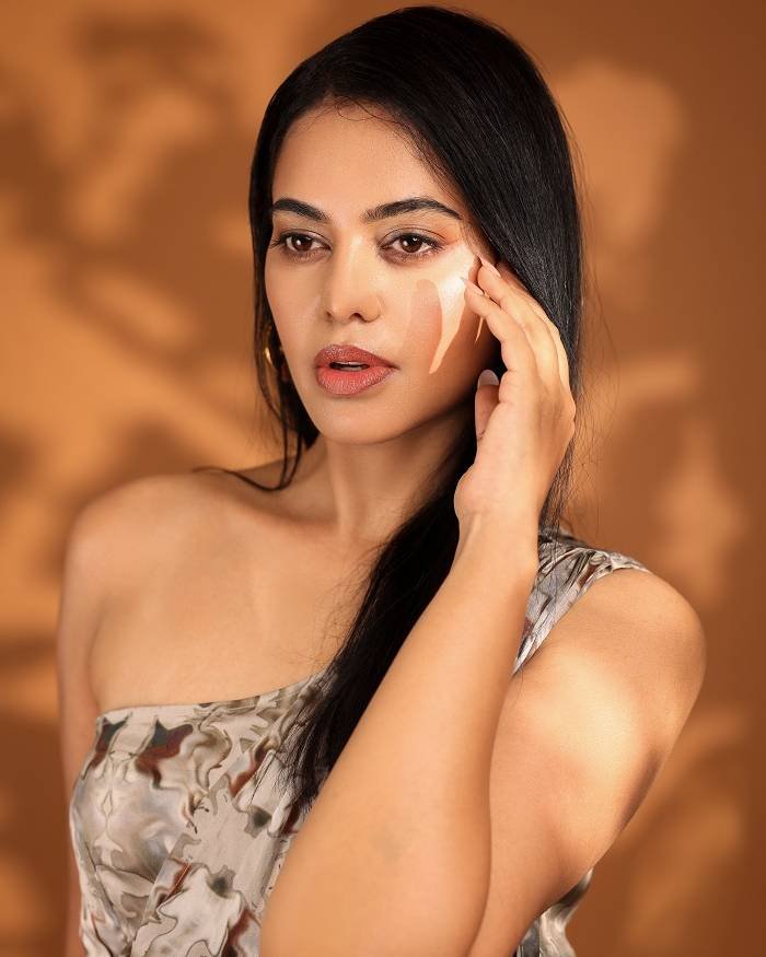 bindu madhavi_teluguvox_4